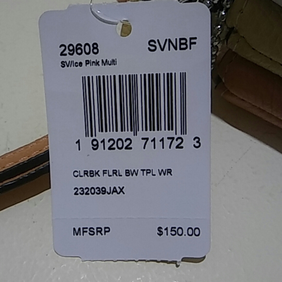 COACH TRIPLE WRISTLET - Picture 4 of 5